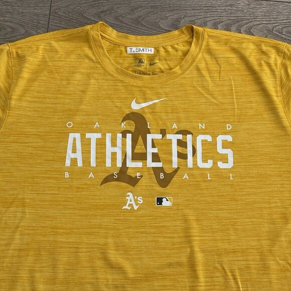 Team Issued Oakland A’s Nike MLB Training Shirt Men’s XXL Smith Athletic Workout - Picture 1 of 8
